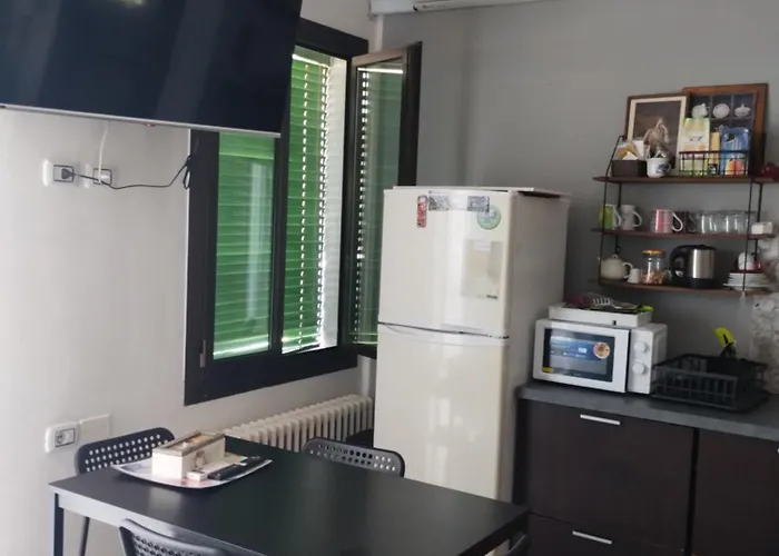 Apartman Monolocale, 10' Dal Centro, Dall'aeroporto, Con Patio Esterno *