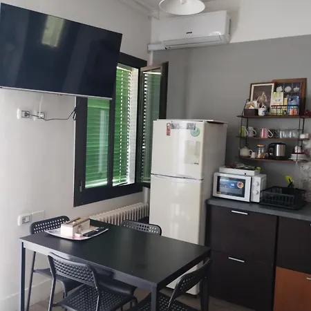 Apartament Monolocale, 10' Dal Centro, Dall'aeroporto, Con Patio Esterno *