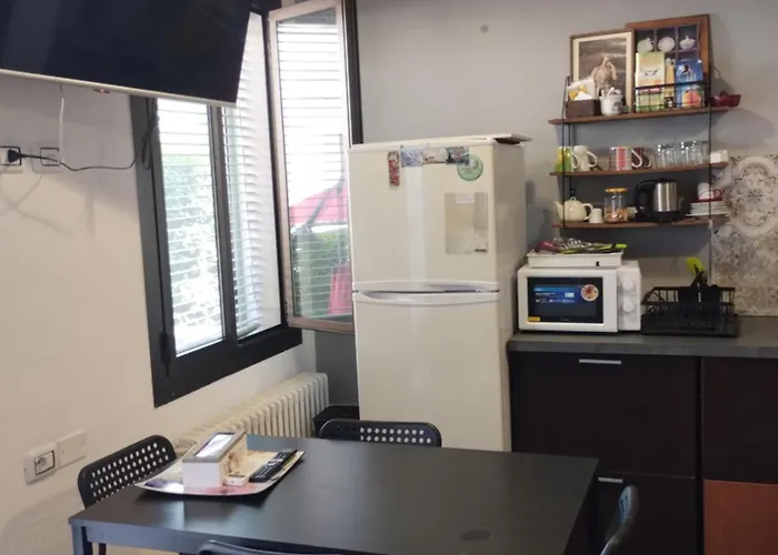 Monolocale, 10' Dal Centro, Dall'aeroporto, Con Patio Esterno Apartament *